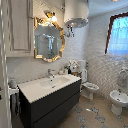 Trullo La Quercia With Pool Dom wakacyjny