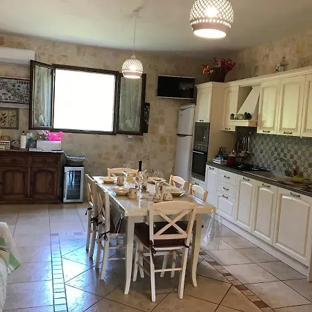 Trullo La Quercia With Pool