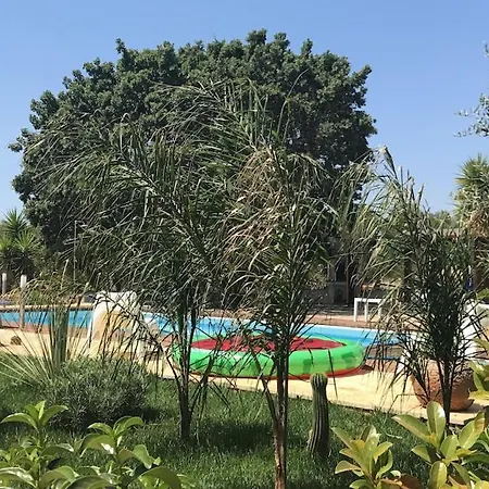 Trullo La Quercia With Pool Dom wakacyjny *