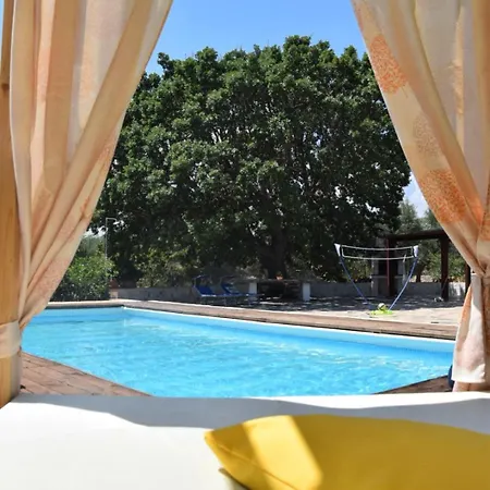 Trullo La Quercia With Pool * San Michele Salentino