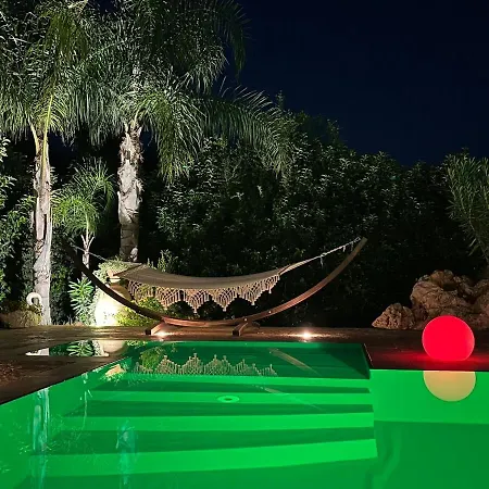 Trullo La Quercia With Pool Dom wakacyjny